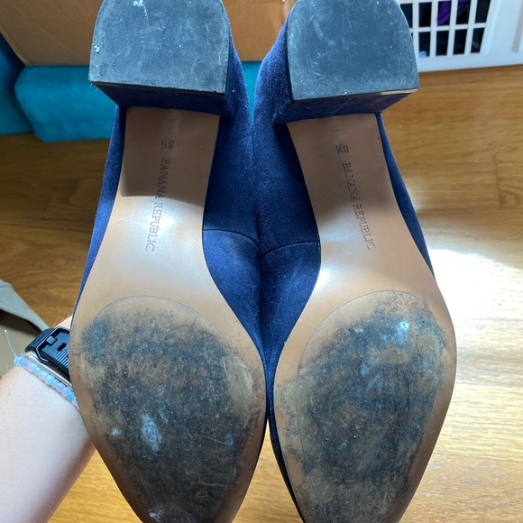 Banana Republic Blue Suede Chunk Heels - Picture 3 of 3